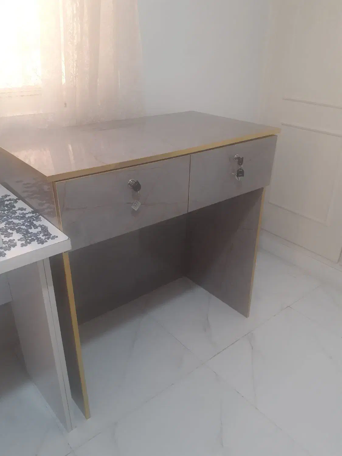 میز تحریر و کانتر فروشگاهی|میز تحریر و کامپیوتر|اراک, |دیوار