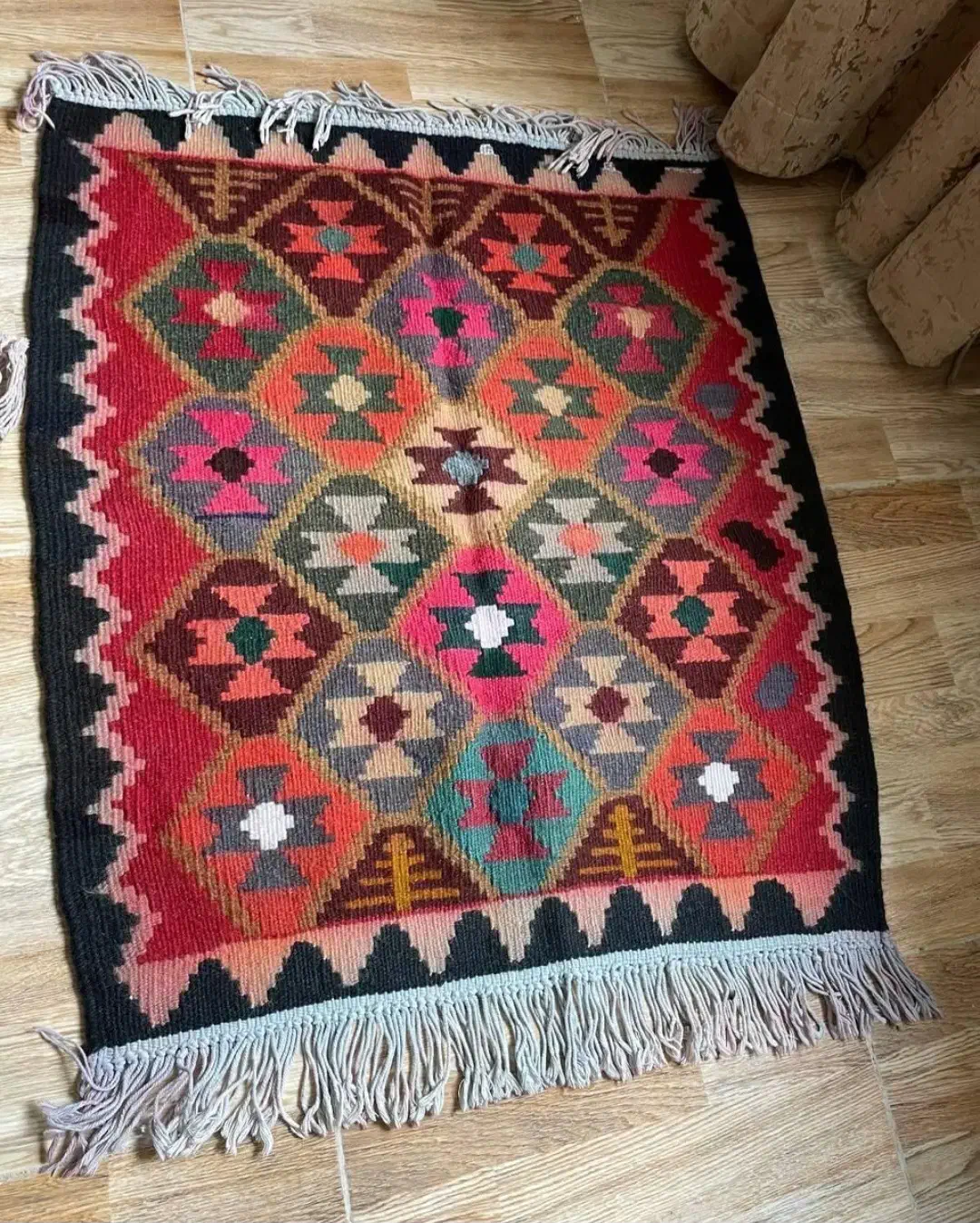 سه عدد گلیم دست بافت تمام پشم|گلیم، جاجیم، گبه|همدان, |دیوار