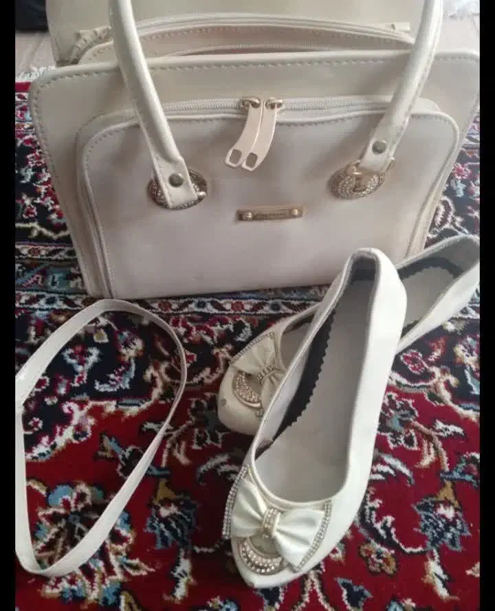 چکمه و کفش مجلسی|کیف، کفش، کمربند|اصفهان, شهرک ولیعصر|دیوار