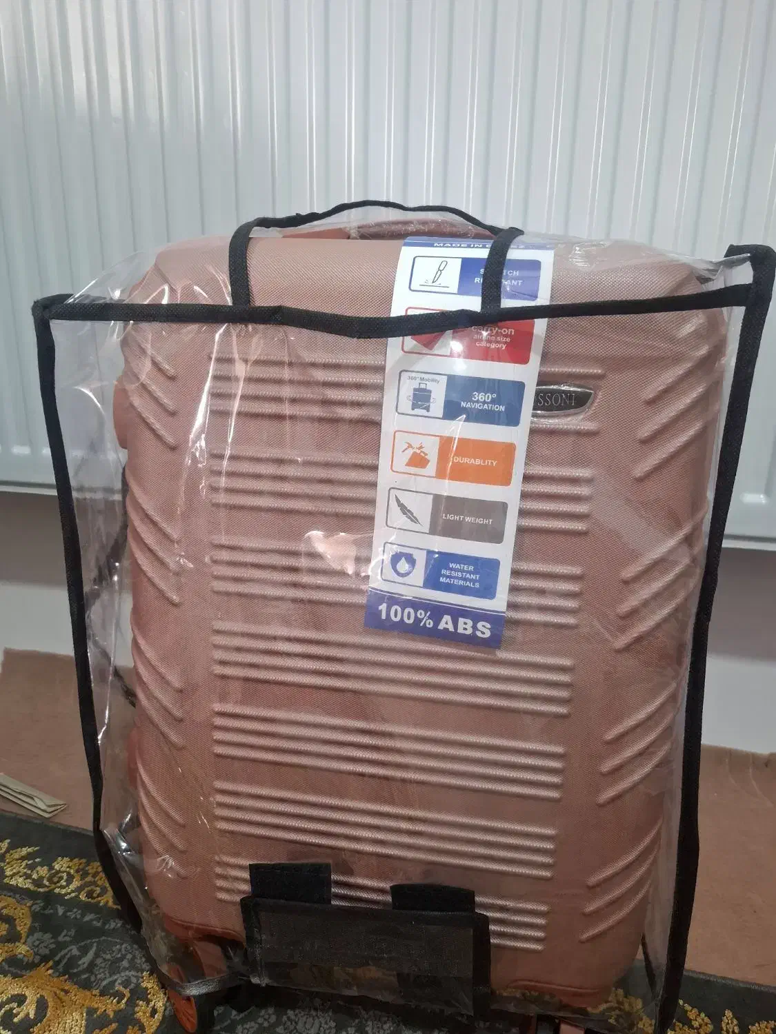 چمدان هوسونی کاملانوسایز کابین وفوق العاده خوش رنگ|کیف، کفش، کمربند|فلاورجان, |دیوار