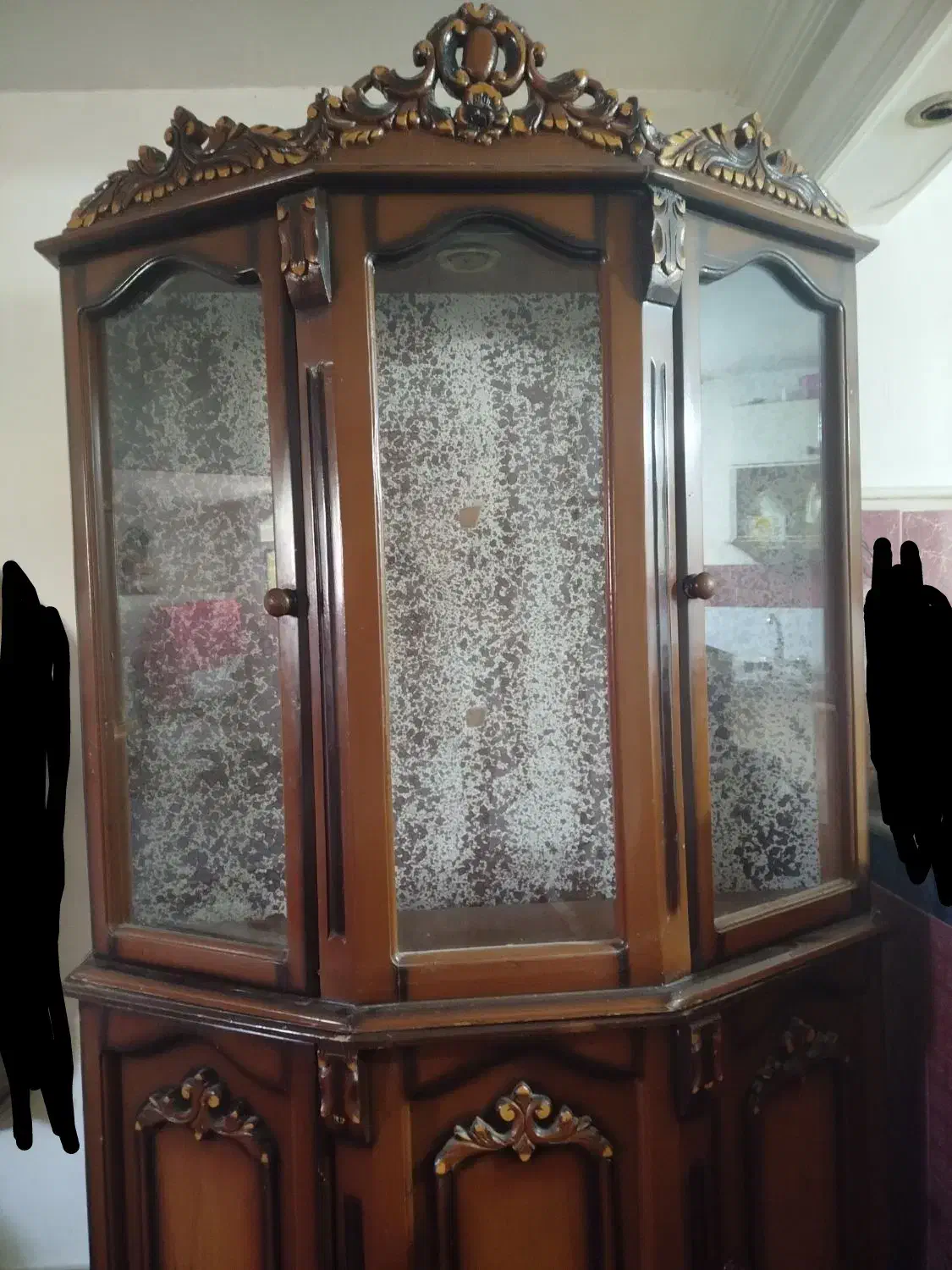 بوفه تمام چوب دوتیکه فقط ۶۰۰تومان|بوفه، ویترین، کنسول|تبریز, |دیوار