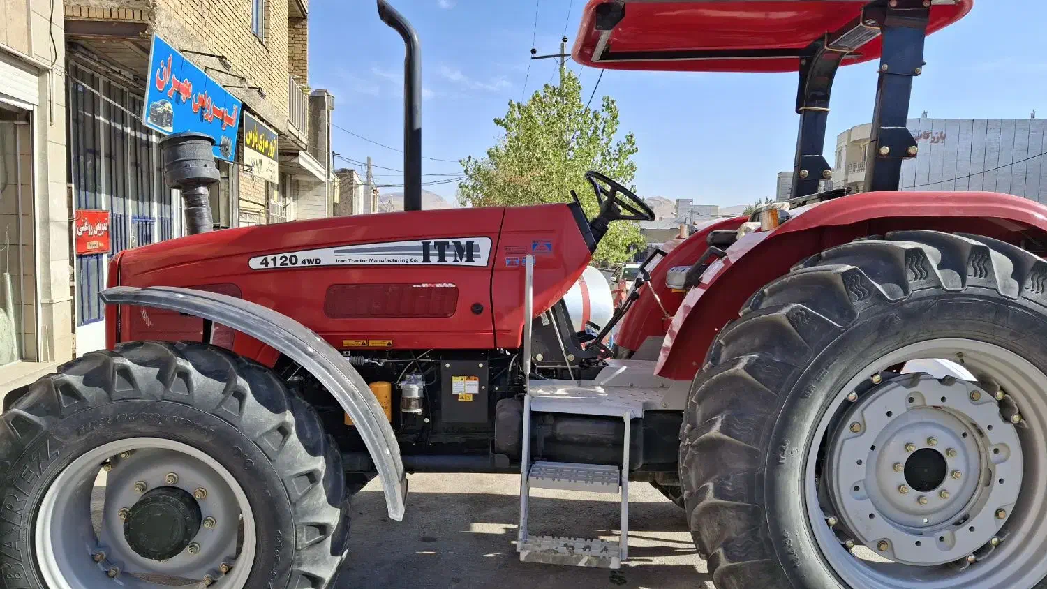 تراکتور ۴۱۲۰ فروش فوری|خودرو سنگین|بیجار, |دیوار