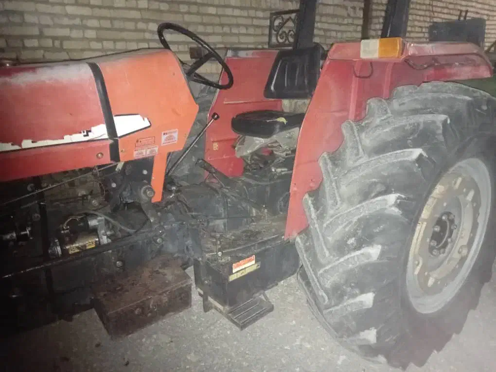 فروش تراکتور مدل ۸۶|خودرو سنگین|فیروزآباد (لرستان), |دیوار