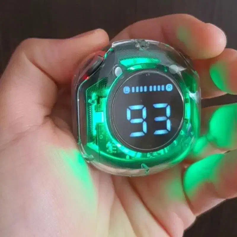 ایرپاد شیشه ای ضد آب کادو اپل و هدفون اولترا پاد|لوازم جانبی موبایل و تبلت|خرمآباد, |دیوار