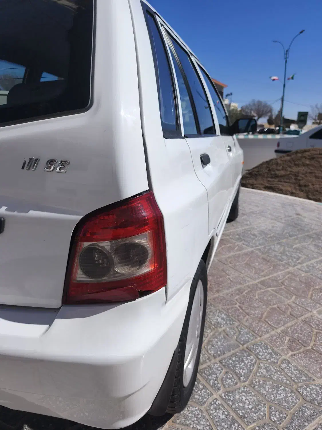 111مدل ۹۶|خودرو سواری و وانت|یزد, |دیوار