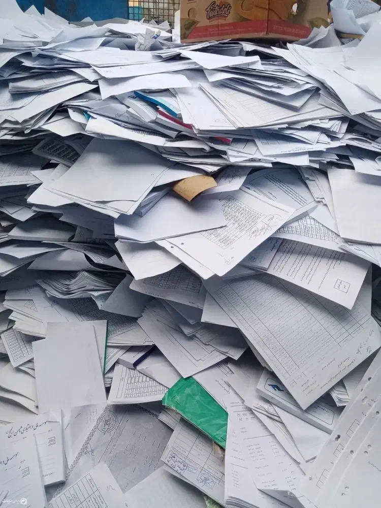 کاغذ باطله|عمده‌فروشی|پاکدشت, شهرک انقلاب|دیوار