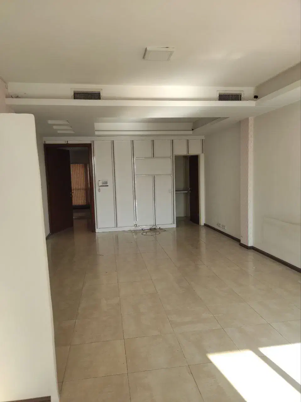 دفتر کار 113 متر 2 خواب / بر اصلی پیروزی|فروش دفتر کار، اتاق اداری، مطب|تهران, چهارصد دستگاه|دیوار