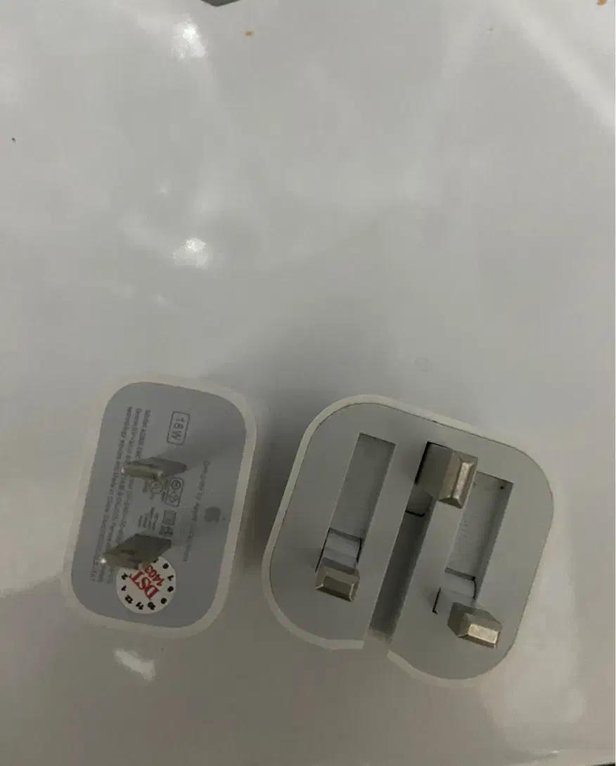 آداپتور ۲۰ و ۱۸ وات آیفون و لوازم جانبی آیفون ۵ و۶|لوازم جانبی موبایل و تبلت|سمنان, |دیوار