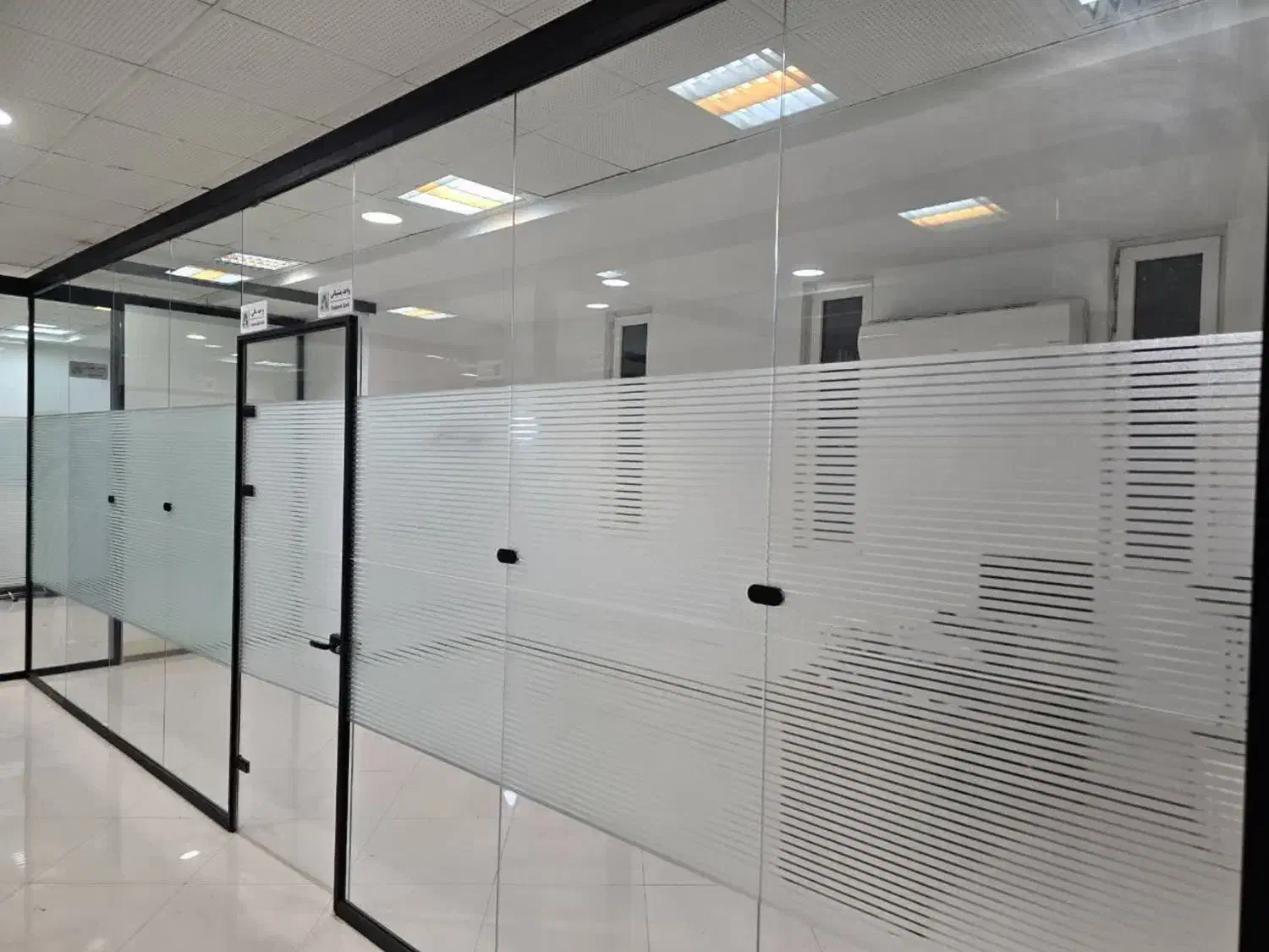 پارتیشن شیشه ای|دفتر کار|مشهد, سناباد|دیوار