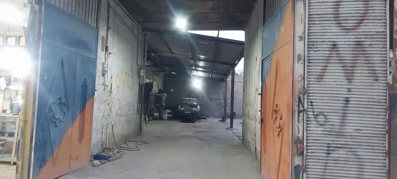 تخفیف عالی...گاراژ نبش کمربندی دو چاله.۴مغازه|فروش مغازه و غرفه|کاشان, راه آهن کاشان|دیوار