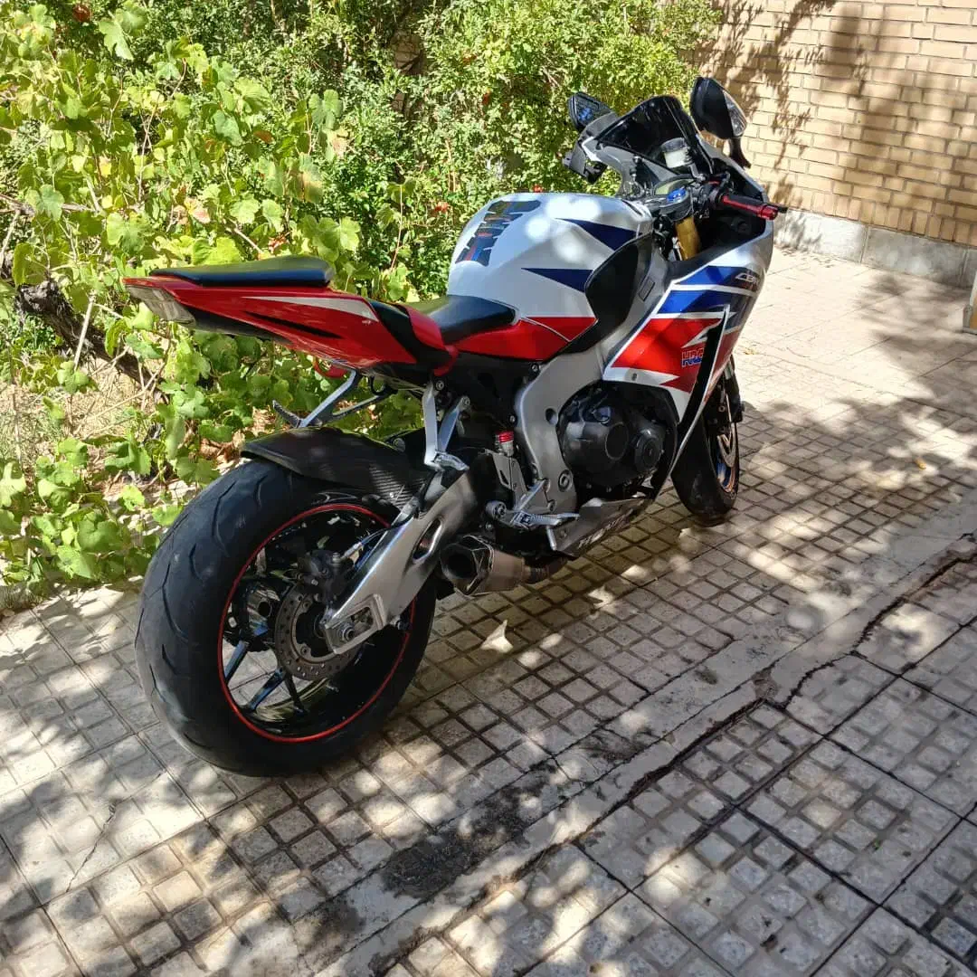 cbr1000|موتورسیکلت|مبارکه, |دیوار