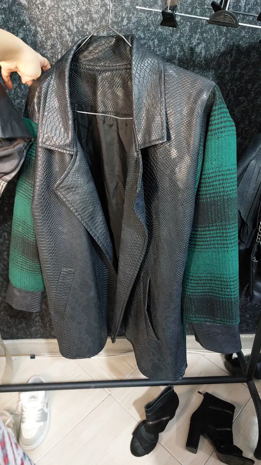 کت فوق العاده گرم بالا (انلاین شاپ هستیم)|لباس|اندیشه, اندیشه فاز ۴|دیوار