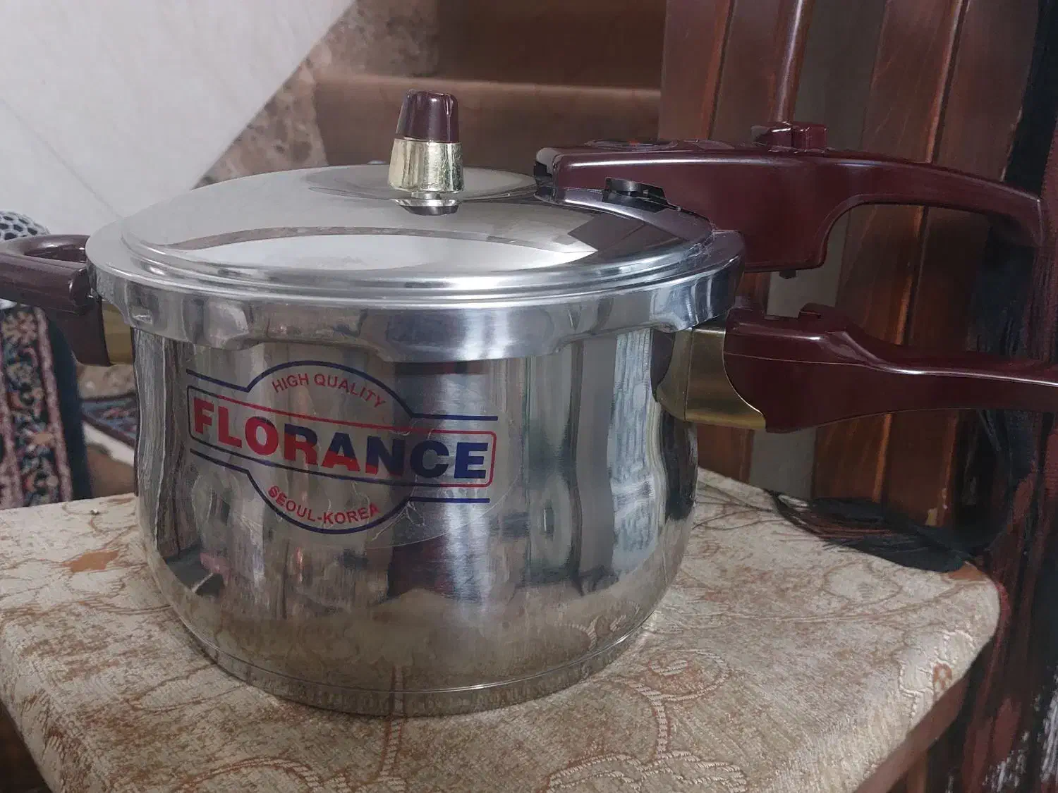 زودپز فلورانس|ظروف پخت‌وپز|قم, نخودی|دیوار