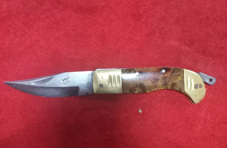 چاقو|کلکسیون اشیاء عتیقه|میاندوآب, |دیوار