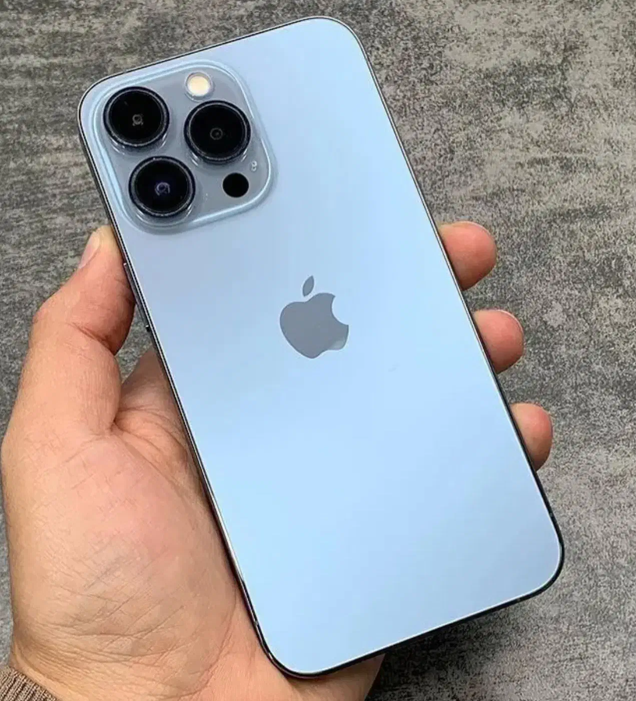 iPhone 13promax|موبایل|باغ ملک, |دیوار