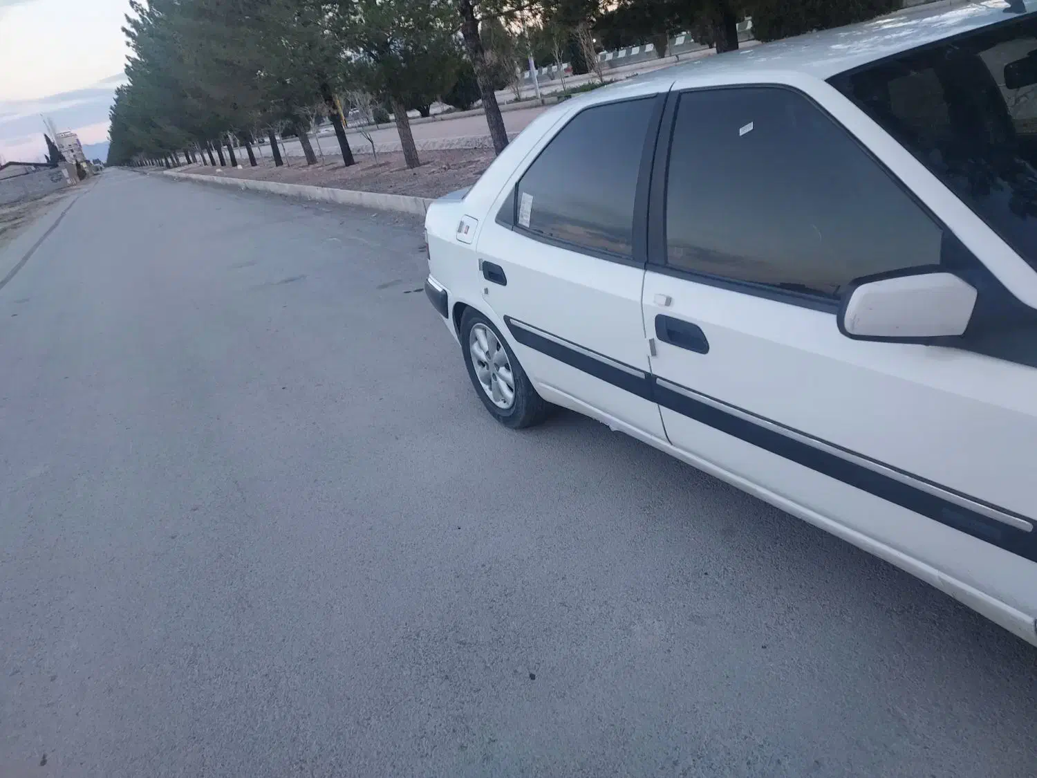 زانتیا ۲۰۰۰|خودرو سواری و وانت|کرمان, |دیوار