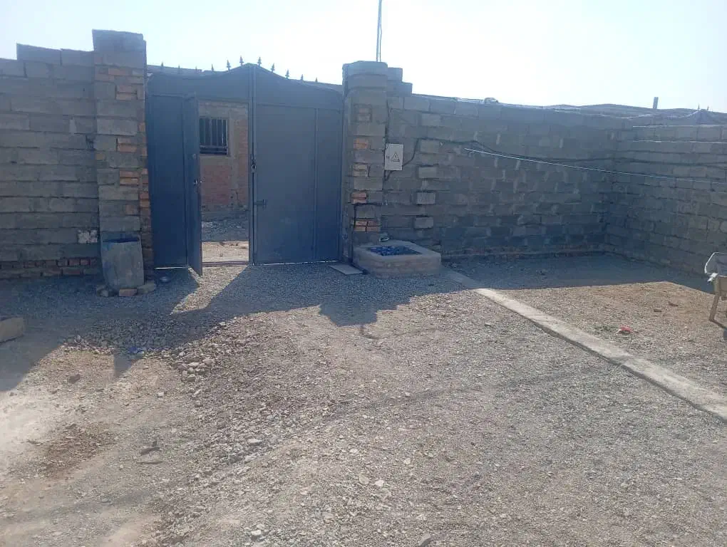 فروش خونه ویلایی نوساز نیمه کاره لادیز شهرک امیریه|فروش خانه و ویلا|لادیز, |دیوار