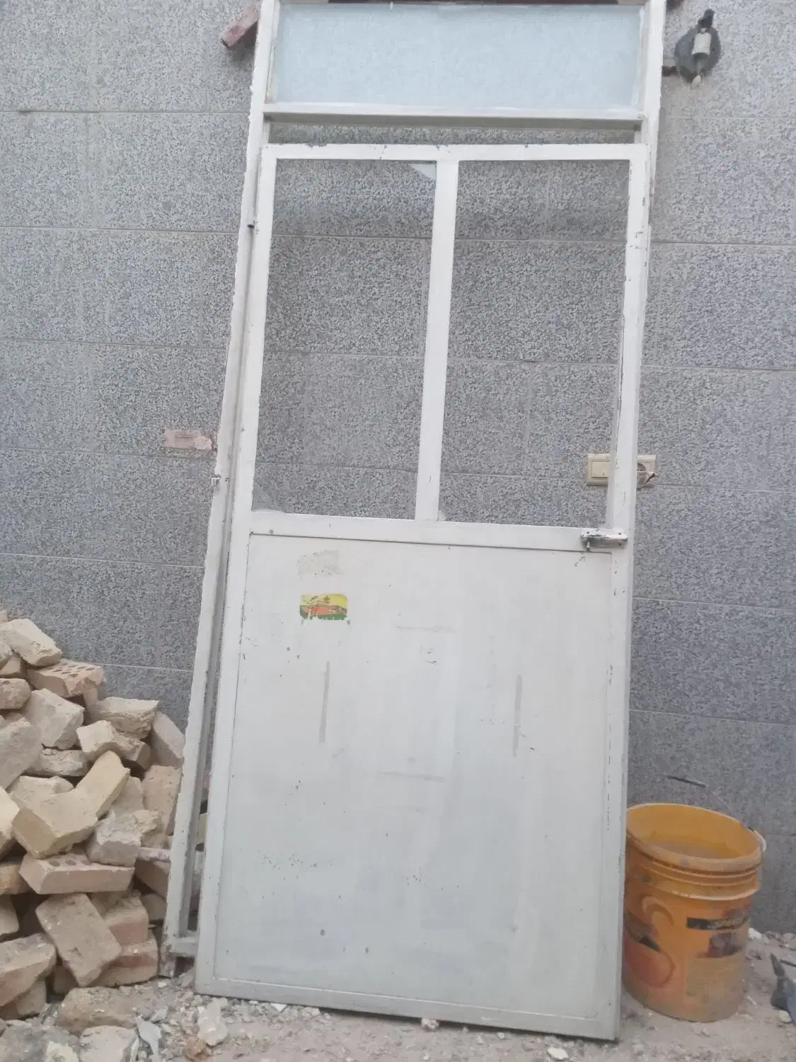 درب آهنی و پنجره|مصالح و تجهیزات ساختمان|قم, بنیاد|دیوار