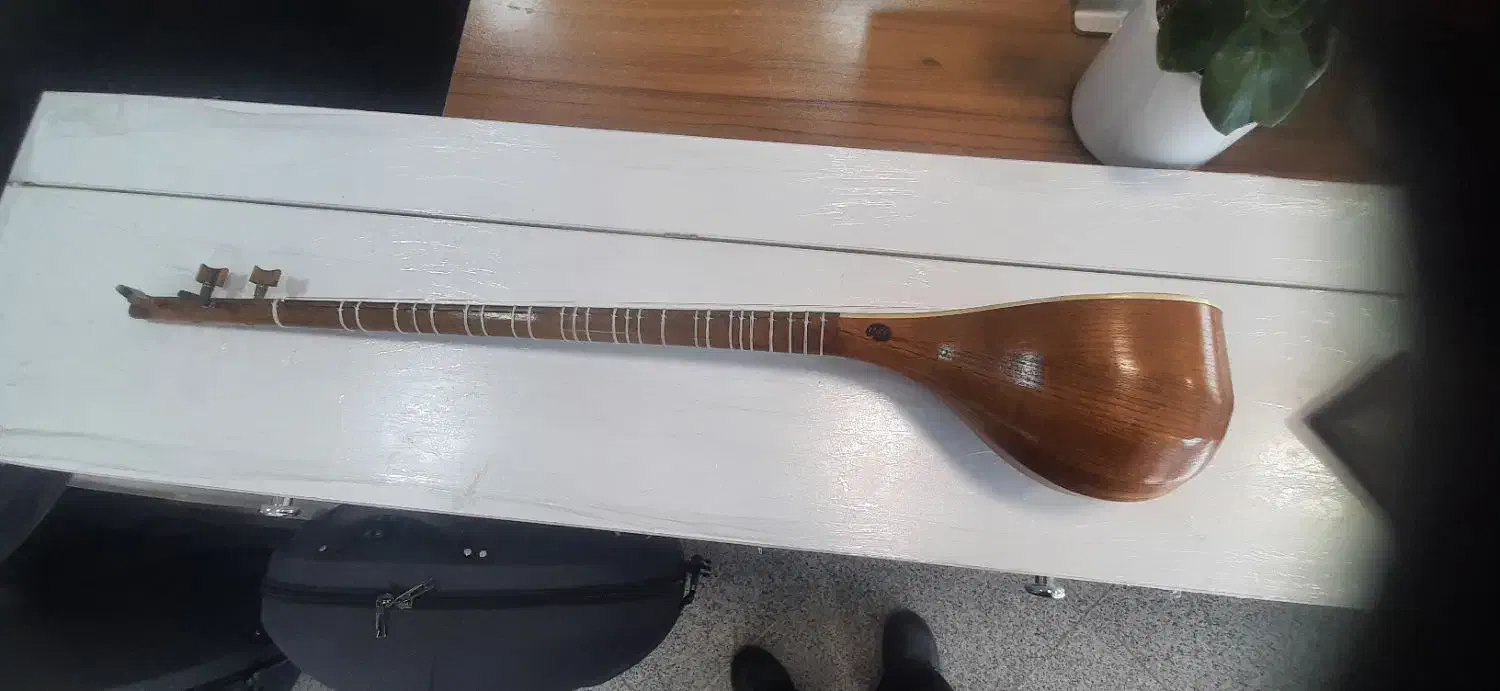 سه تار|سازهای سنتی|قم, سالاریه|دیوار