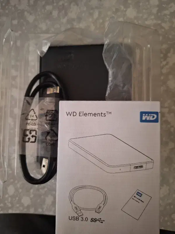 هارد اکسترنال وسترن دیجیتال ۲ ترابایت|قطعات و لوازم جانبی رایانه|کرج, کمال‌شهر|دیوار