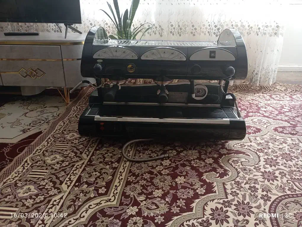 اسپرسو ساز لاپاوانی BAR2V ایتالیا 2017|کافی‌شاپ و رستوران|شاهین‌شهر, گزبرخوار|دیوار