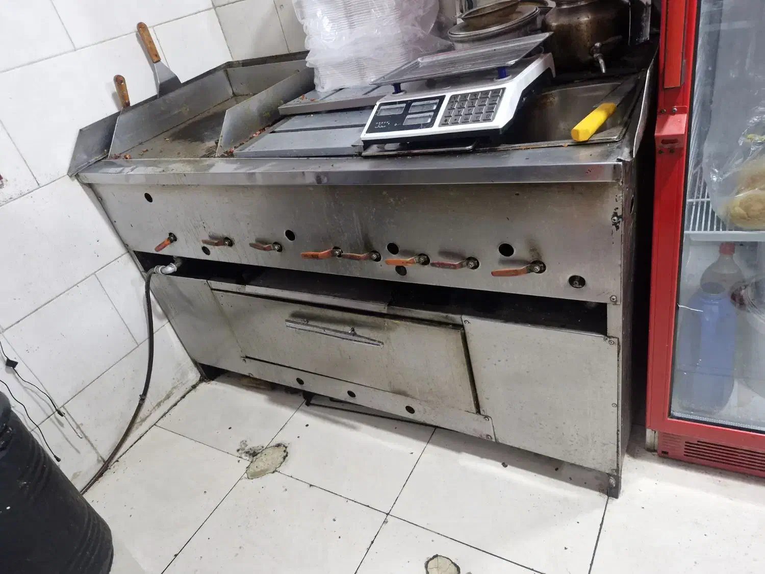 دو عدد فر ساندویچ دستگاه مرغ بریون آقا بزرگ|کافیشاپ و رستوران|شهریار, شهریار|دیوار