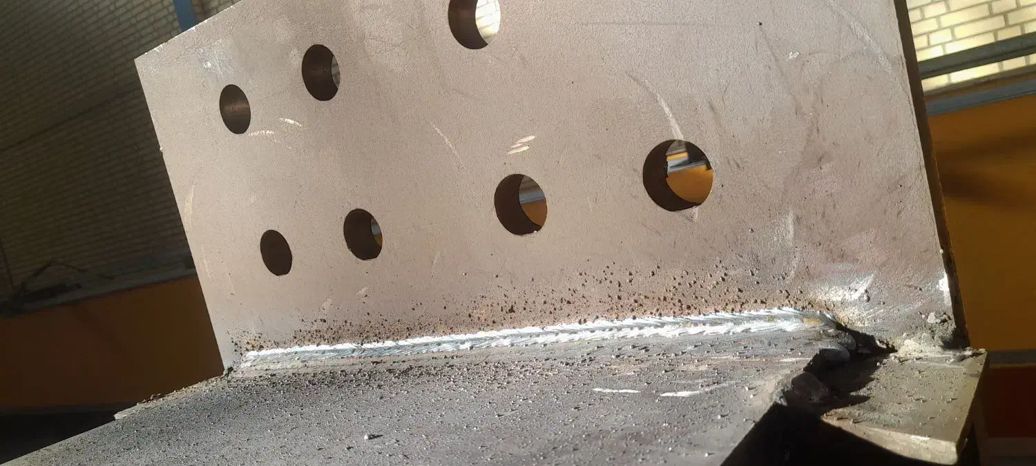 جوشکار co2|استخدام صنعتی، فنی، مهندسی|شاهین‌شهر, شهرک صنعتی اصفهان|دیوار