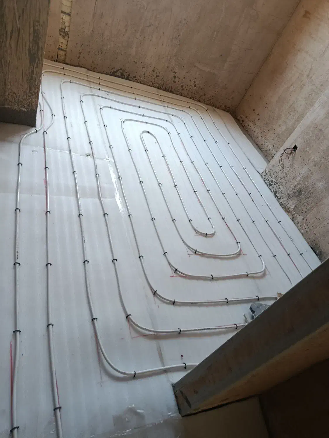 خدمات تاسیسات و لولهکشی ساختمان لوله کش|خدمات پیشه و مهارت|خمینیشهر, |دیوار