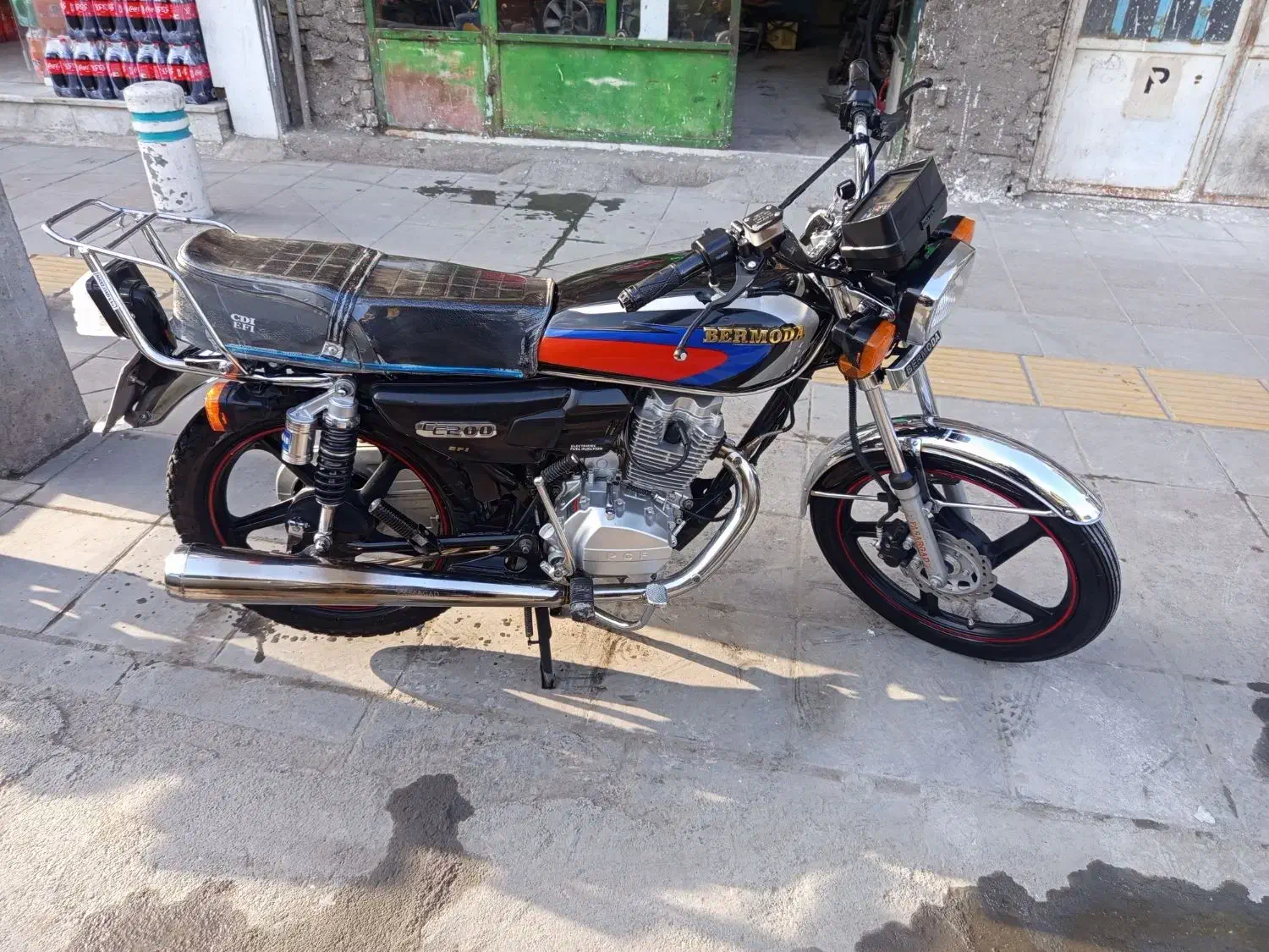 برمودا ۲۰۰ ۱۴۰۳|موتورسیکلت|مشهد, حضرت حجت|دیوار