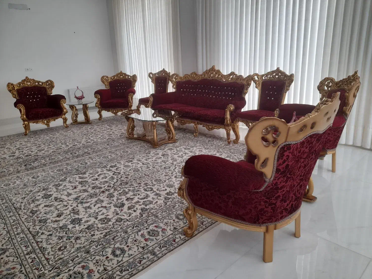 مبل، میز نهار خوری و بوفه|مبلمان خانگی و میز عسلی|یزد, |دیوار