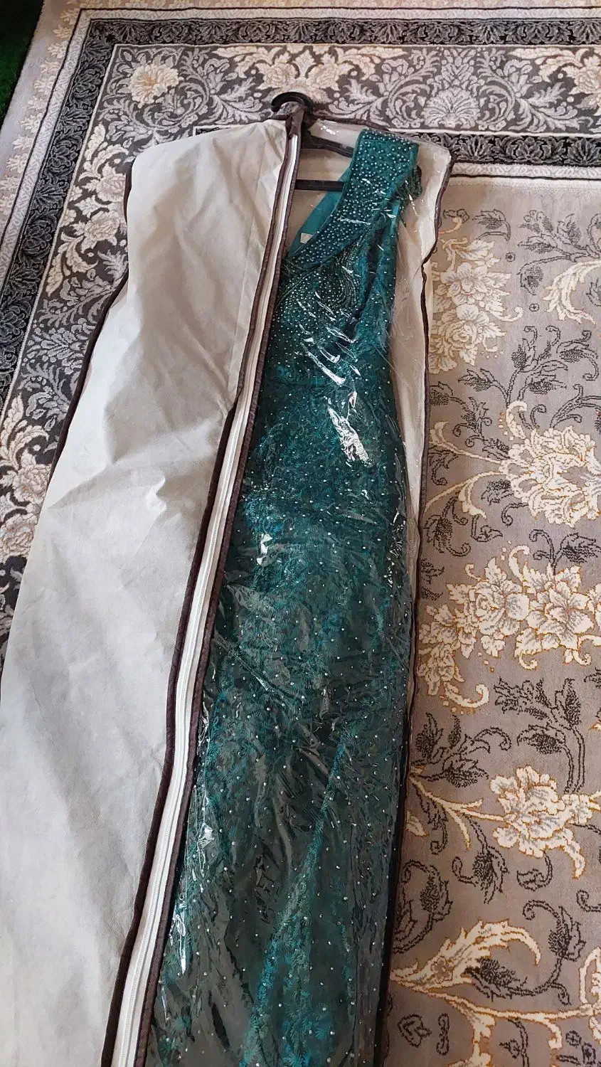 لباس مجلسی|لباس|بندر کنگان, |دیوار