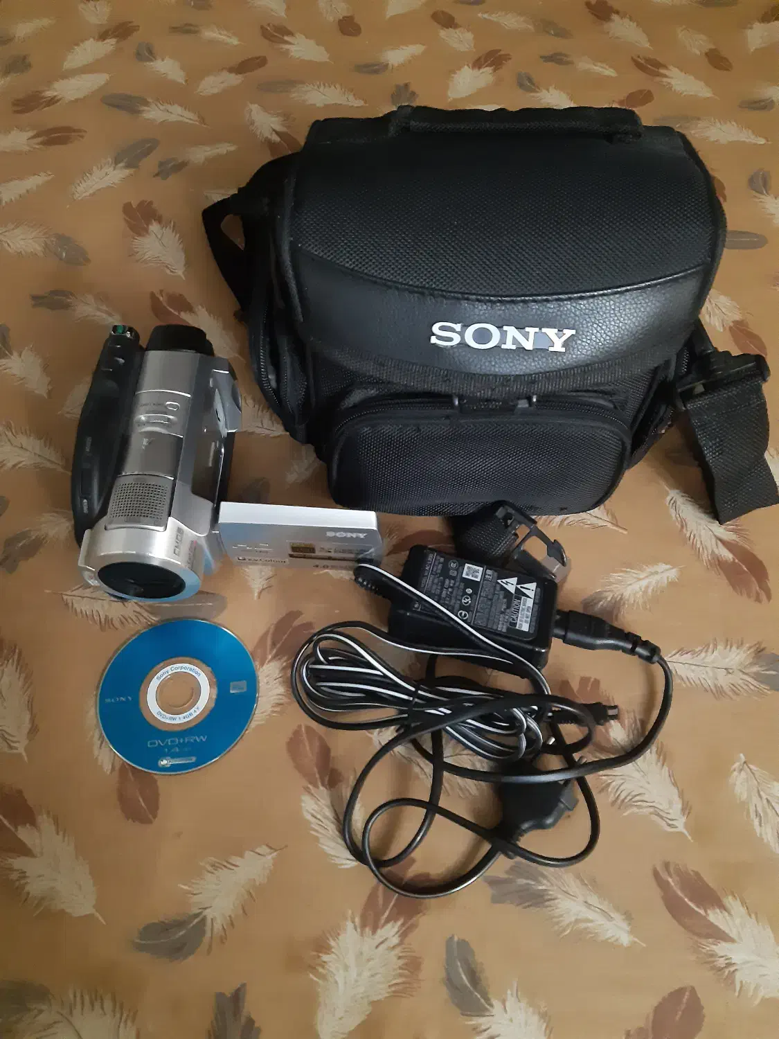 دوربین عکاسی و فیلمبرداری سونی|دوربین عکاسی و فیلم‌برداری|رشت, چله خانه|دیوار