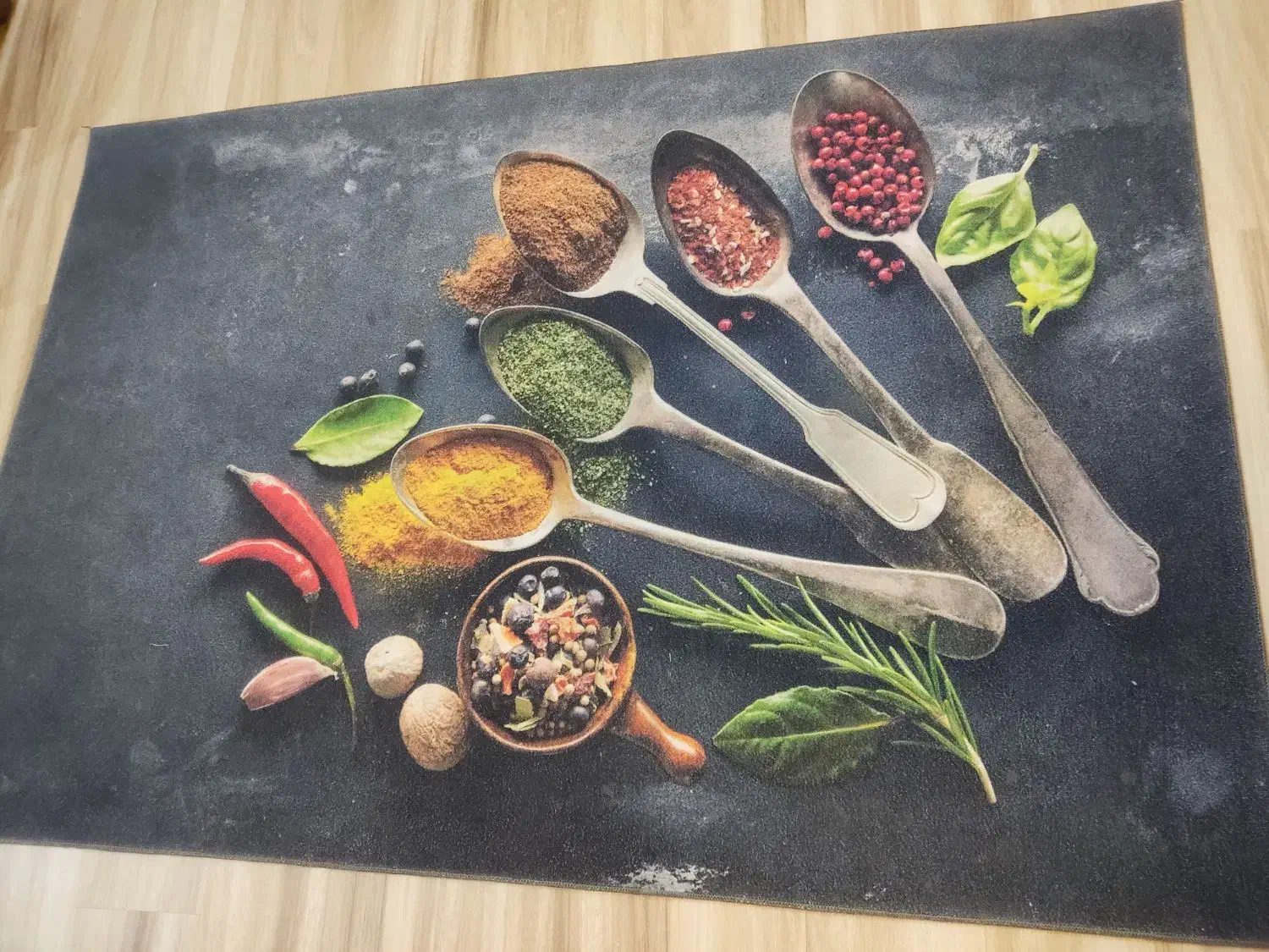 قالیچه اشپزخانه|گلیم، جاجیم، گبه|رشت, شهرک قدس|دیوار