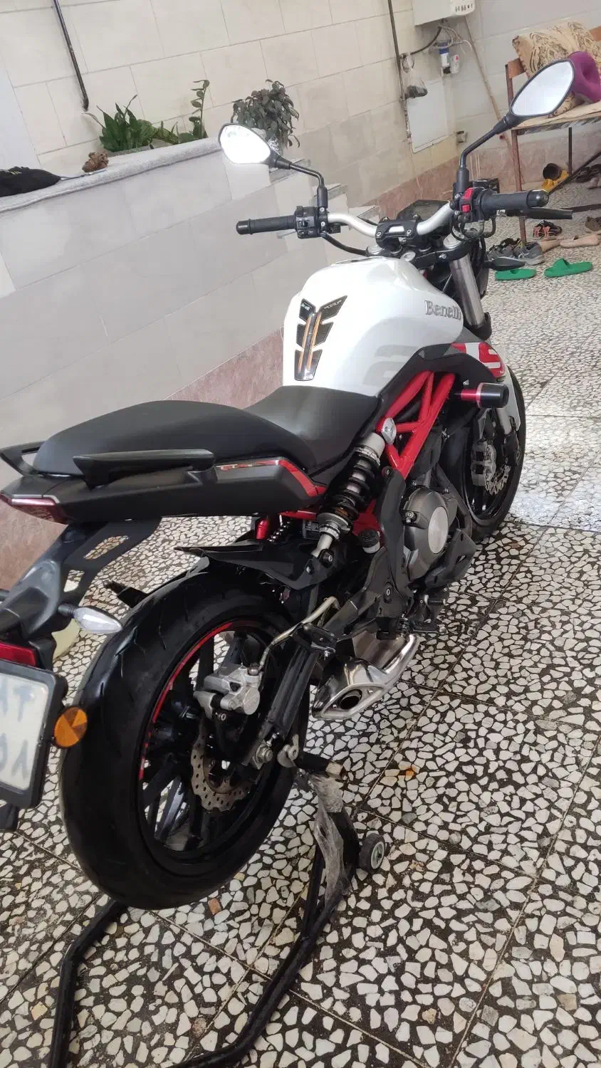 بنلی ۱۴۰۰ کارکرد۱۳ بدون ضربه|موتورسیکلت|لنگرود, |دیوار