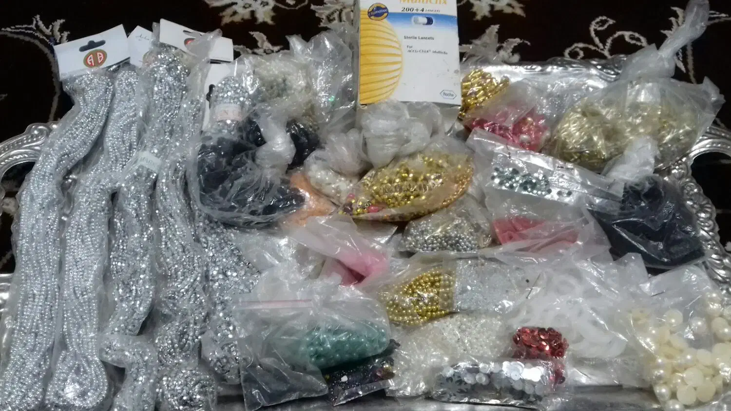 فروش مقدار زیاد مهره پولک ملیله|لوازم خیاطی و بافتنی|شیراز, نصر|دیوار