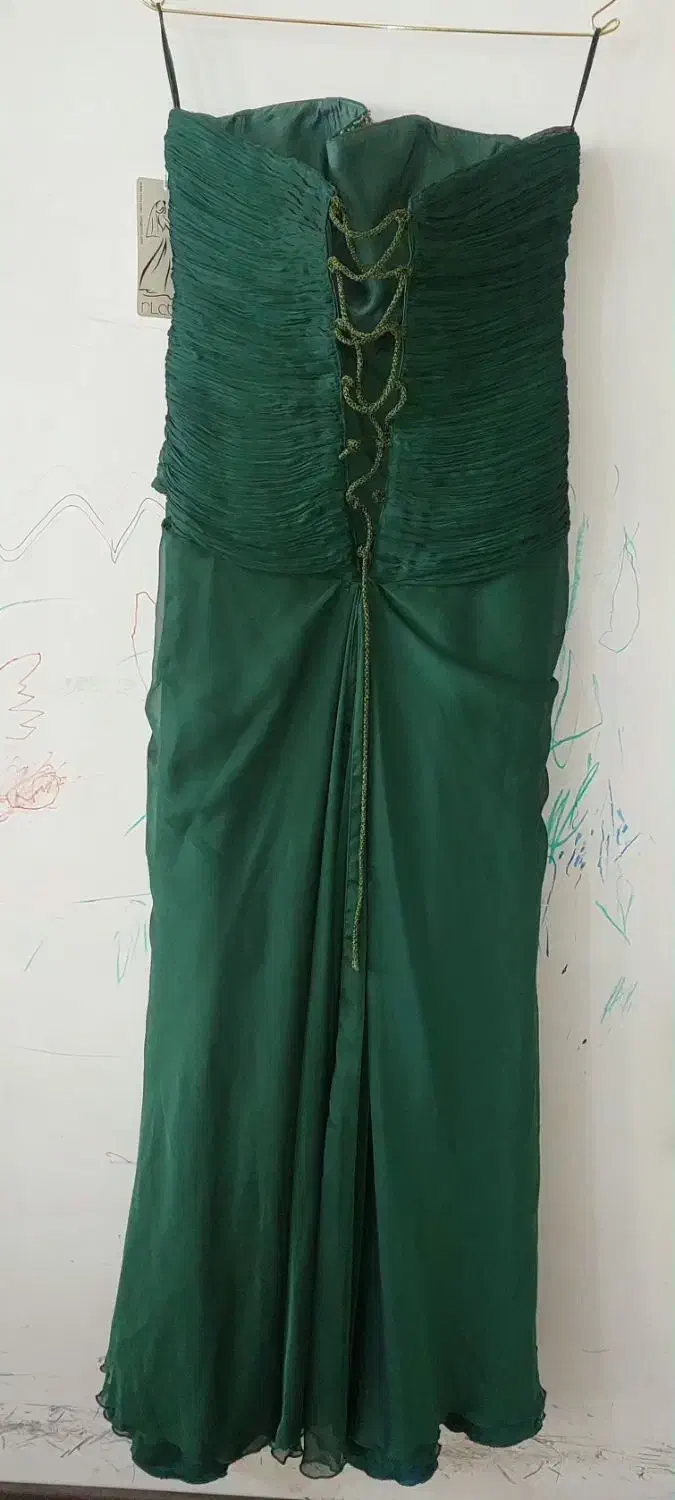 لباس نو ترک|لباس|ارومیه, |دیوار