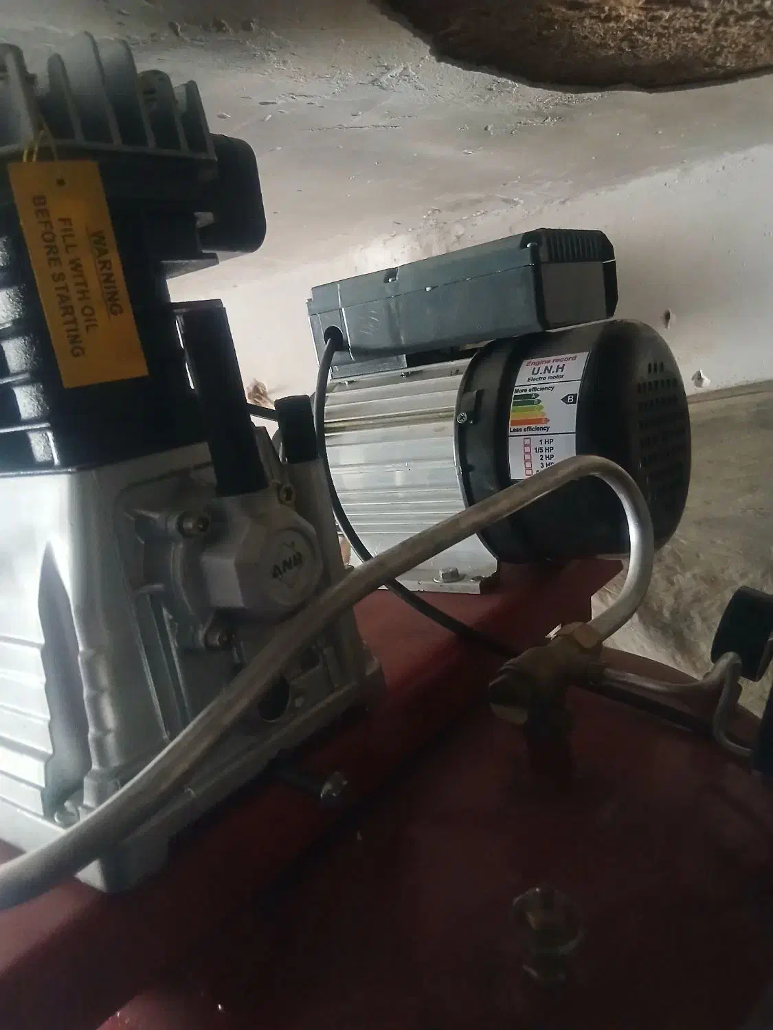 پمپ باد ۲۵۰ لیتری .اچارمکانیکی|ابزارآلات|اراک, |دیوار