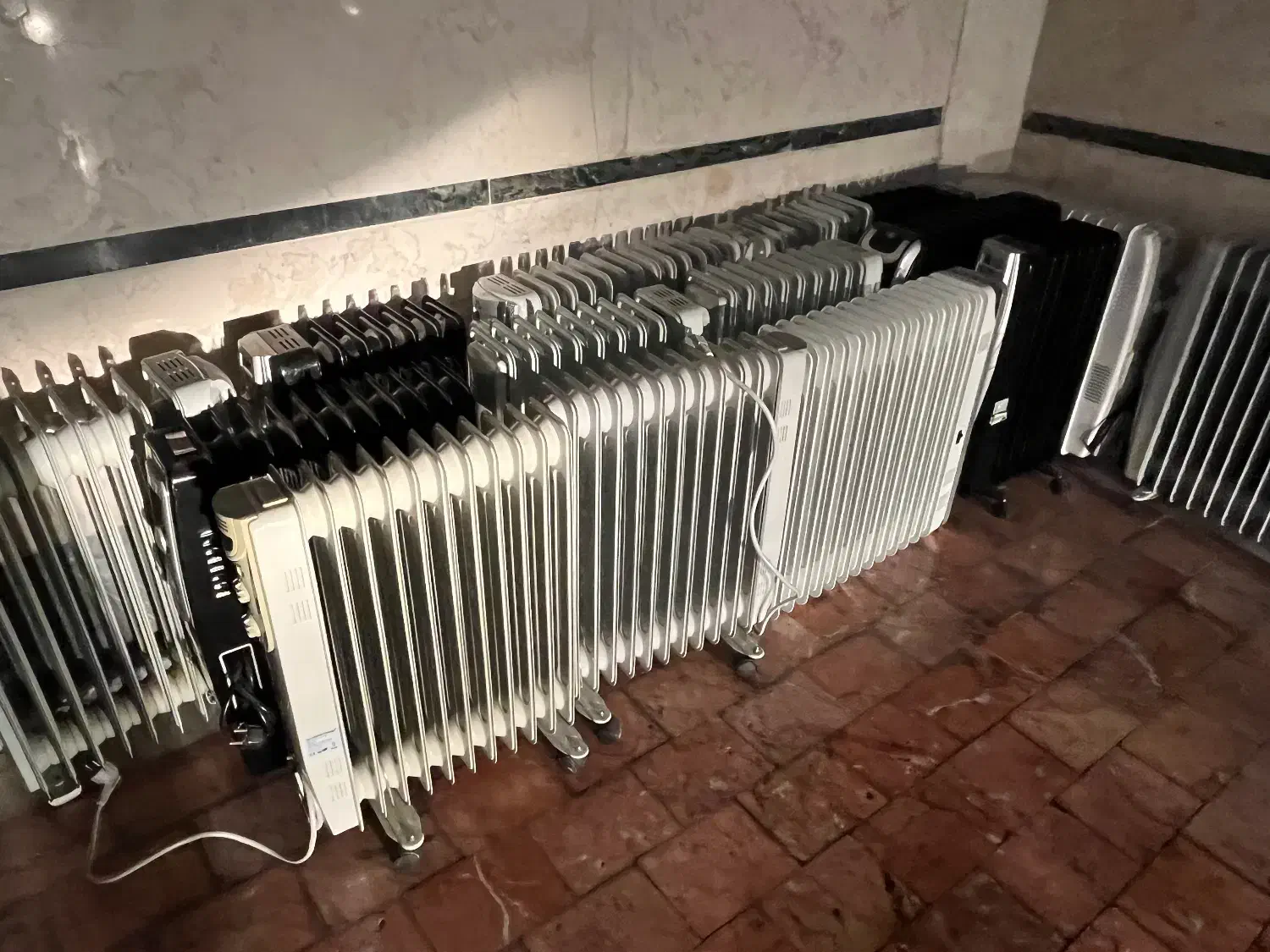 شوفاژ برقی/رادیاتور برقی/بخاری برقی|آبگرمکن، پکیج، شوفاژ|تهران, درختی|دیوار