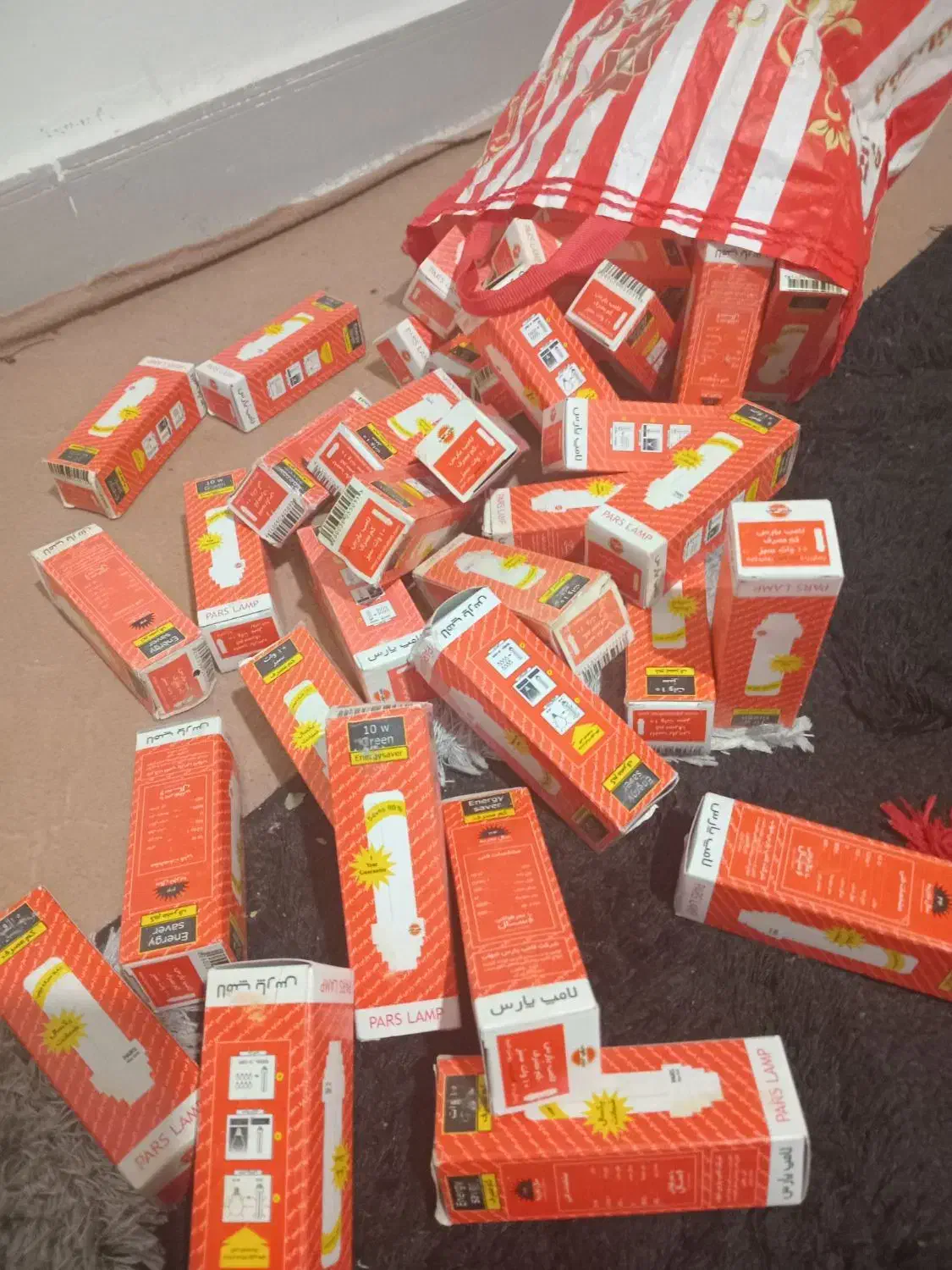 لامپ کم مصرف پارس تکی و عمده|لامپ و چراغ|قوچان, |دیوار