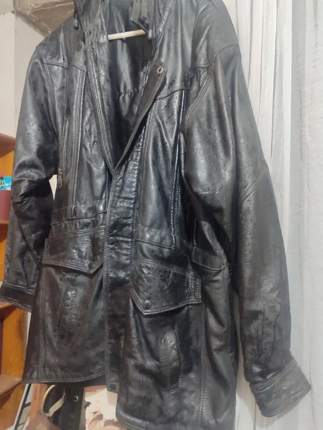 کاپشن کامل چرم|لباس|گنبد کاووس, |دیوار