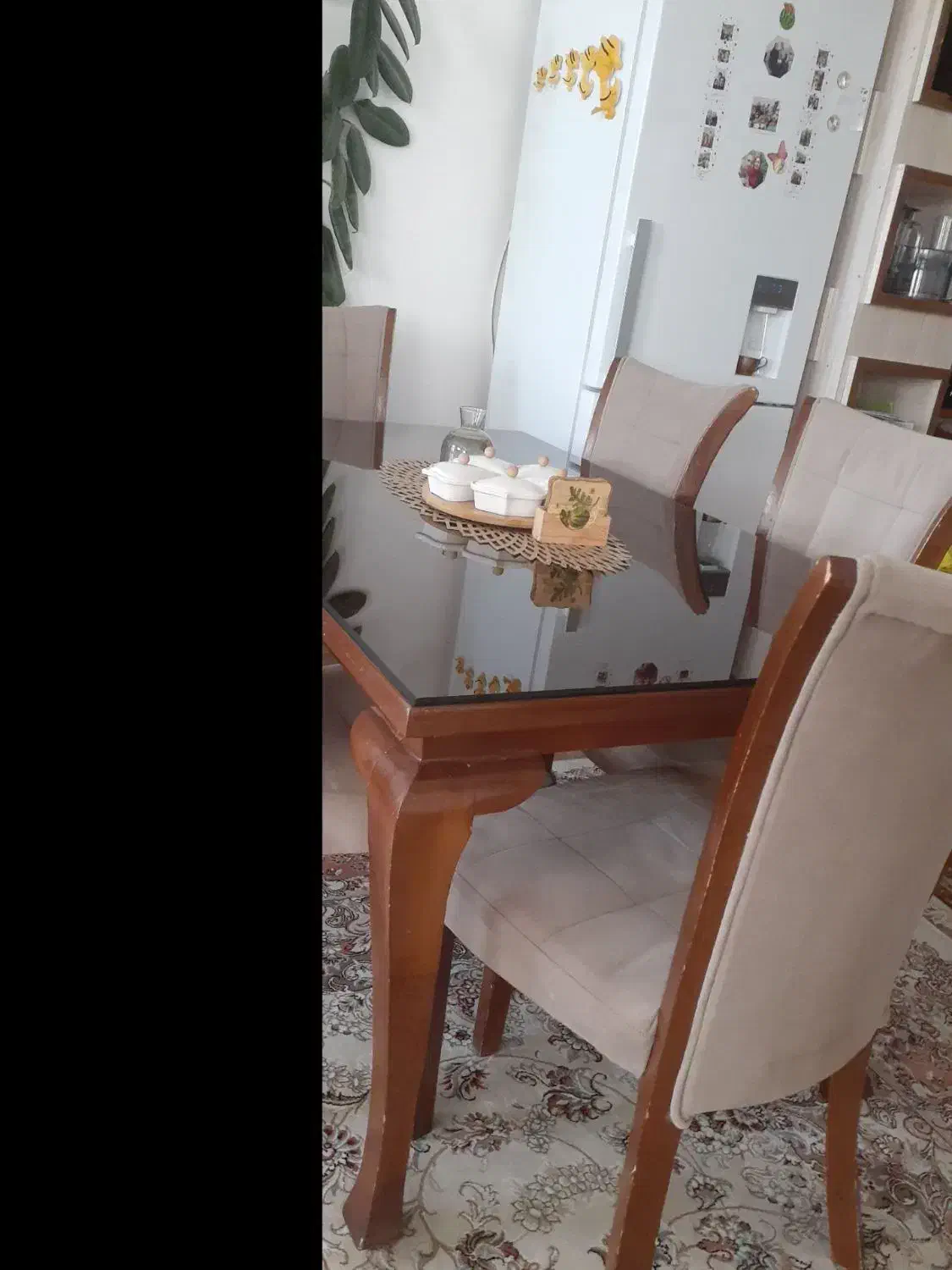 میز نهار خوری شش نفره .|میز و صندلی غذاخوری|اسفراین, |دیوار