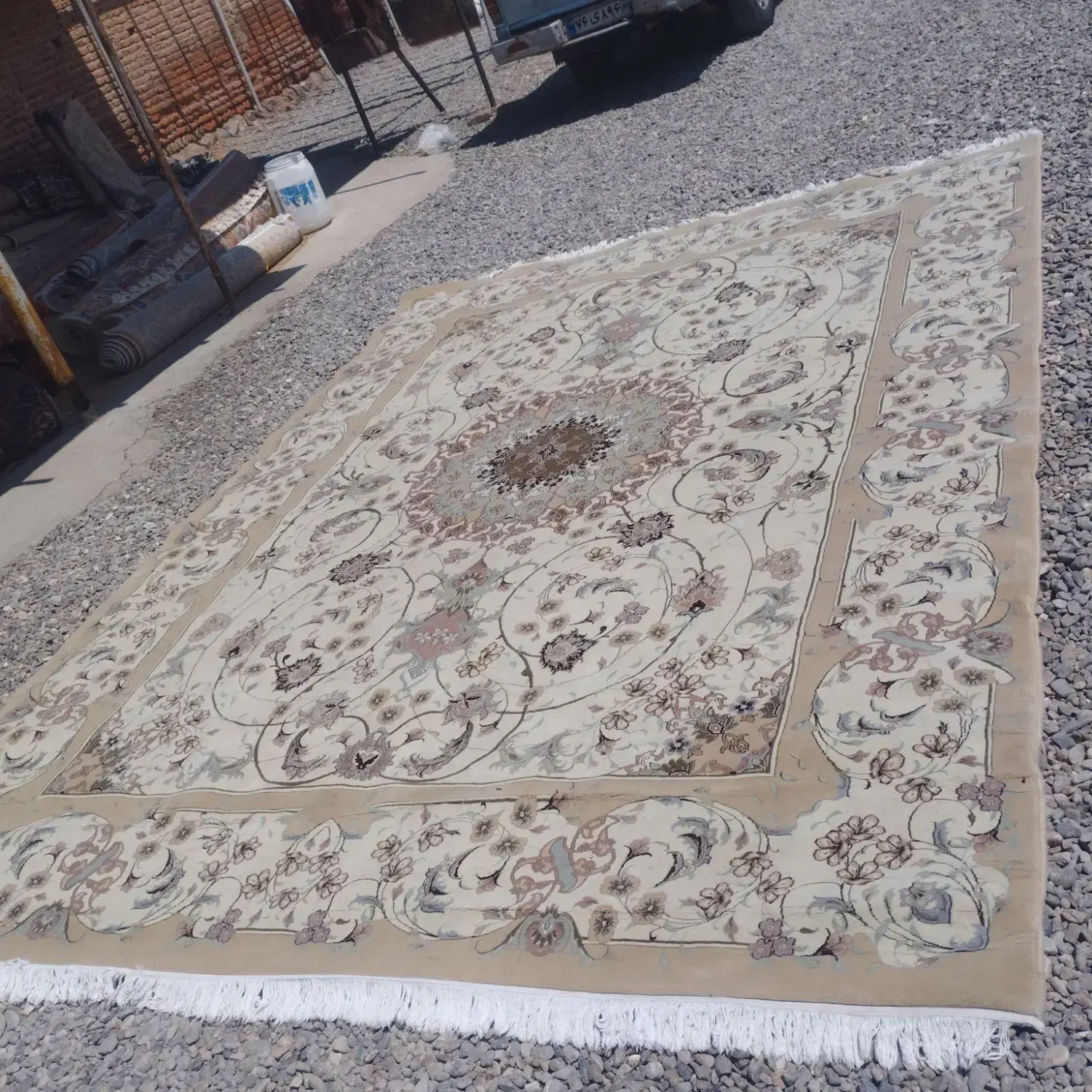 فرش ماشینی ۸میلیون|فرش|تبریز, |دیوار