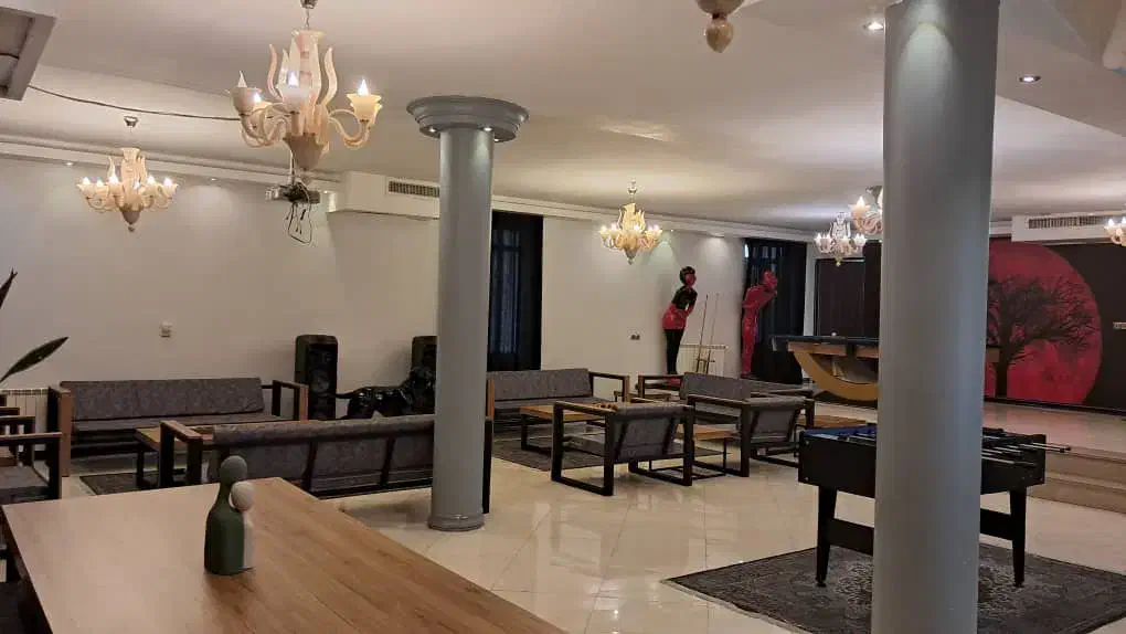 اجاره روزانه/هفتگی/ماهانه ویلا ۱۲۰۰ متری اناهیتا|اجارهٔ کوتاهمدت ویلا و باغ|رودهن, |دیوار