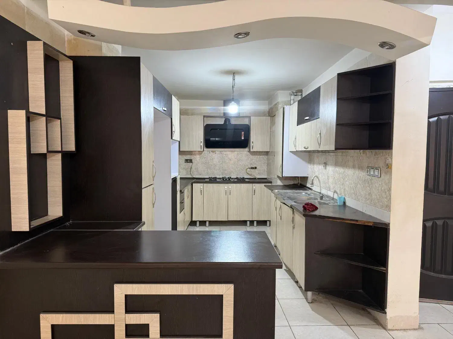 آپارتمان۱۱۷متردوخوابه.فدک،فضل آباد،شهرک ولیعصر|فروش آپارتمان|شیراز, فضلآباد|دیوار