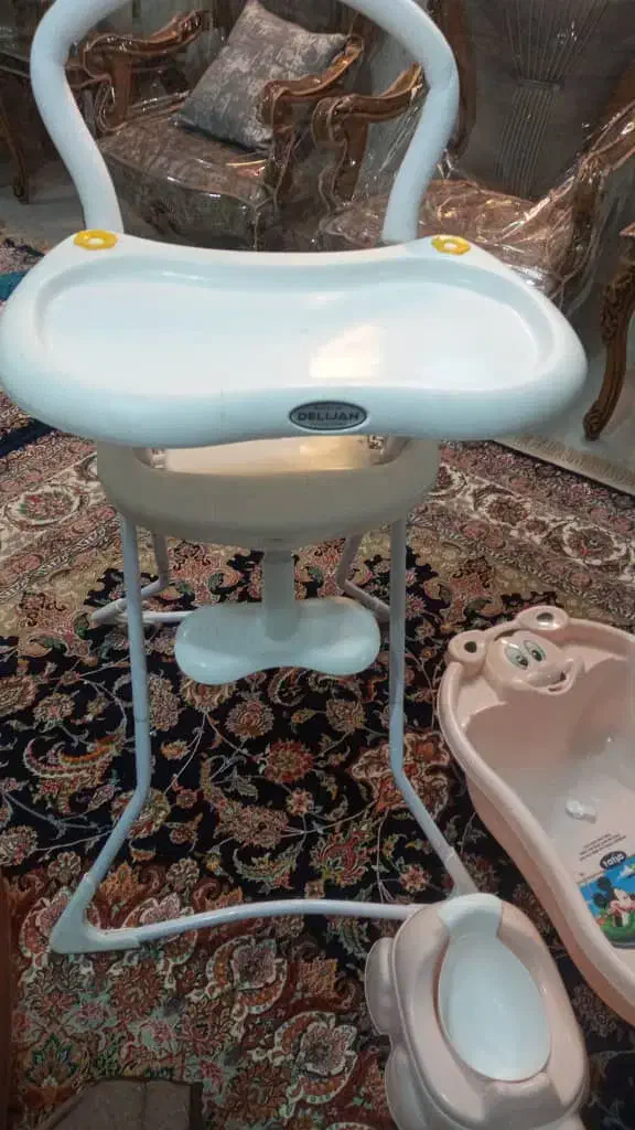 سیسمونی کودک تمییز|اسباب و اثاث بچه|فولادشهر, C3|دیوار