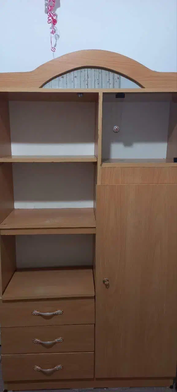 کمد|جاکفشی، کمد، دراور|ملایر, |دیوار