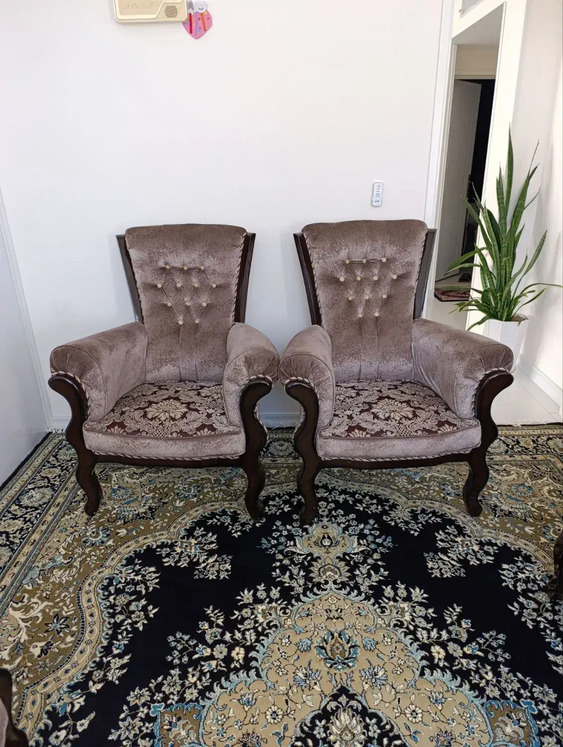 مبل 9نفره در حد نو|مبلمان خانگی و میز عسلی|شهرکرد, |دیوار