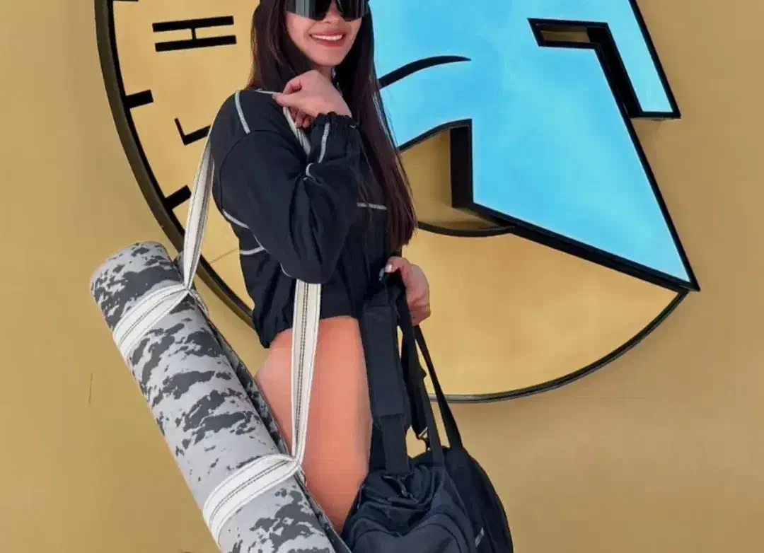 اسپورت لند کلیه لوازم ورزشی و باشگاه|لباس|فولادشهر, A4|دیوار