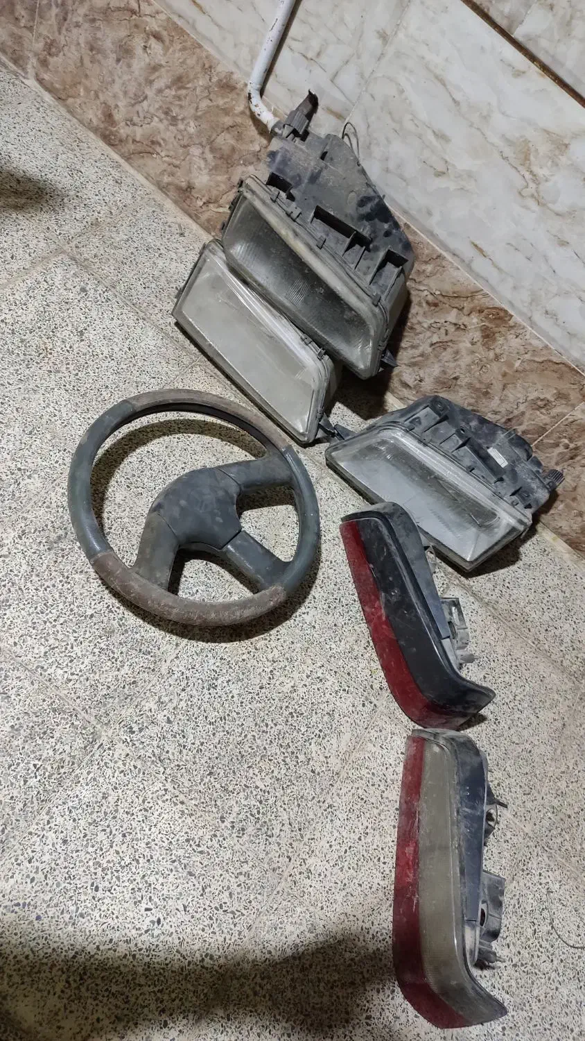 چراغ عقب و جلو 405|قطعات یدکی و لوازم جانبی|خرم‌آباد, |دیوار