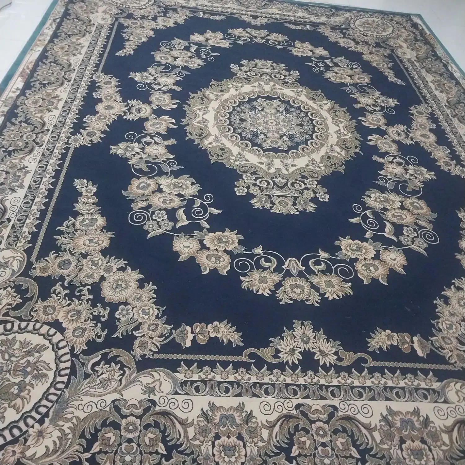 روفرشی|روفرشی|رباط‌کریم, رباط‌کریم|دیوار